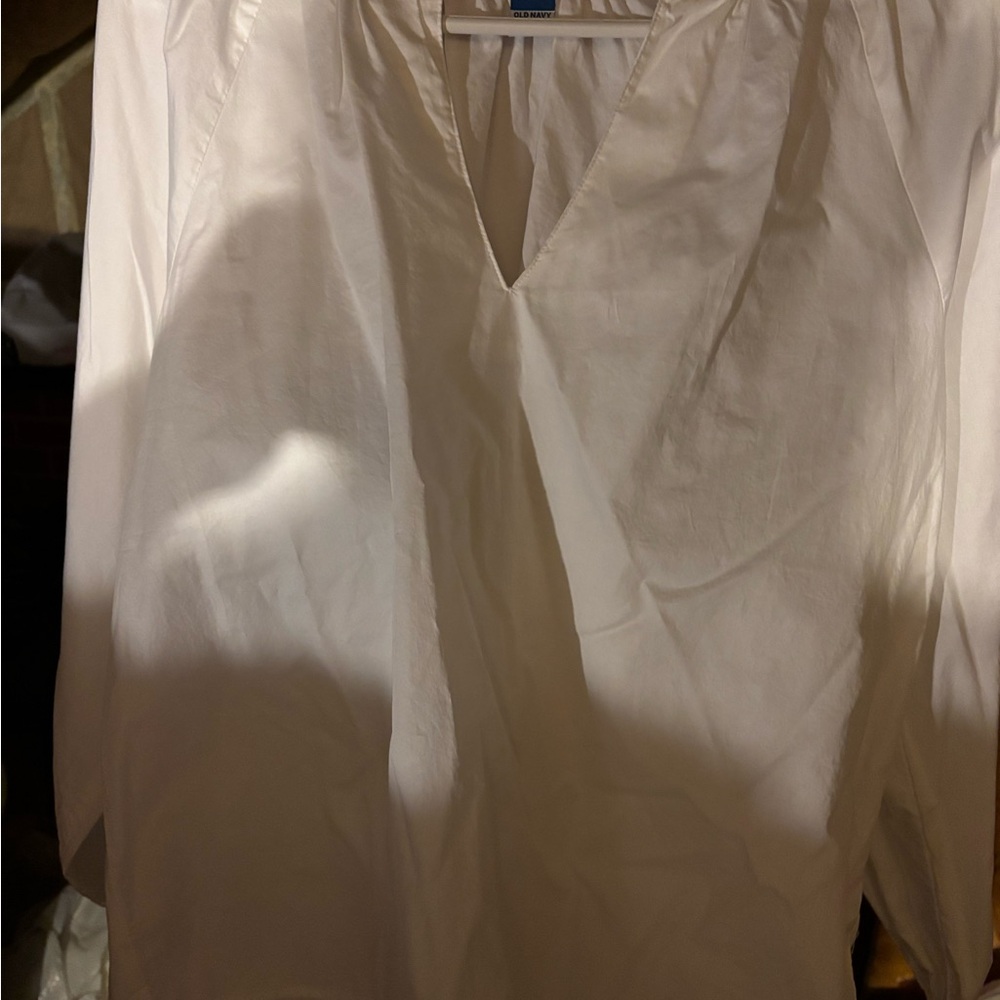 Ladies Old Navy White Blouse Size M